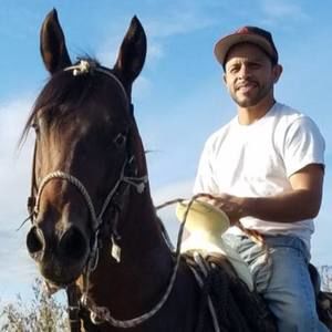 Meet your Posher, Erick